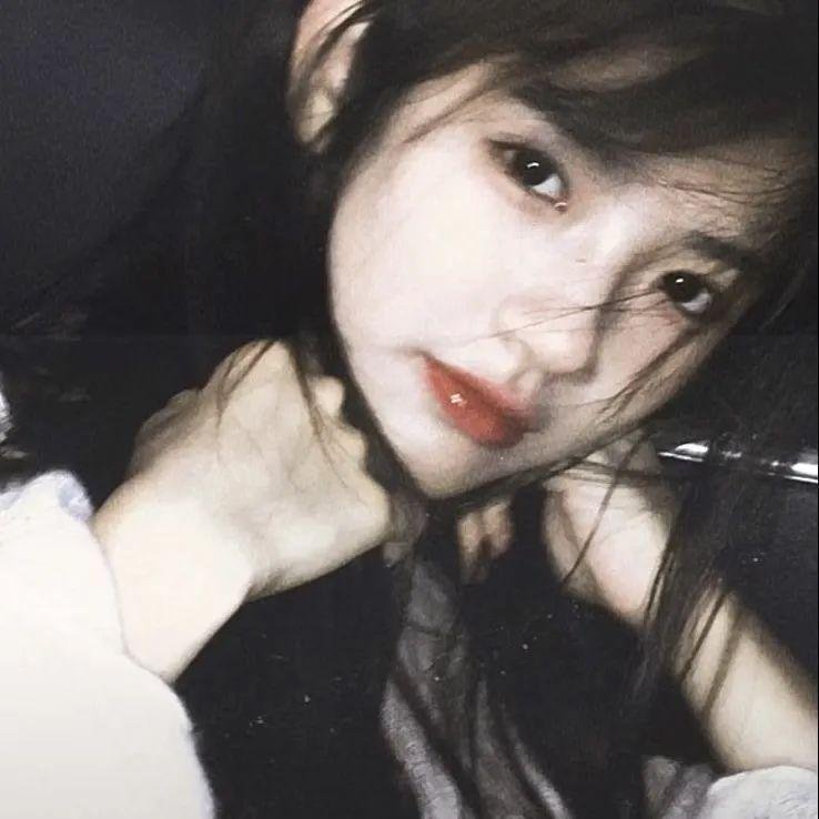 女皇加冕记 海报